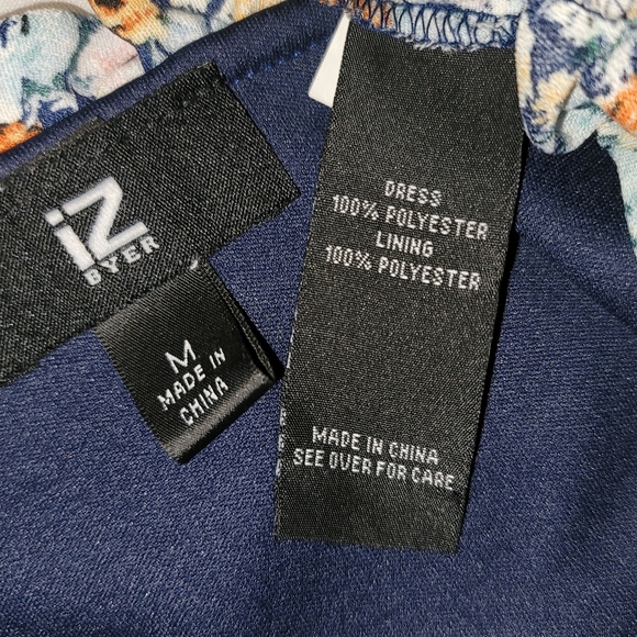 Girl's dress, medium, flower pattern - Picture 3 of 4